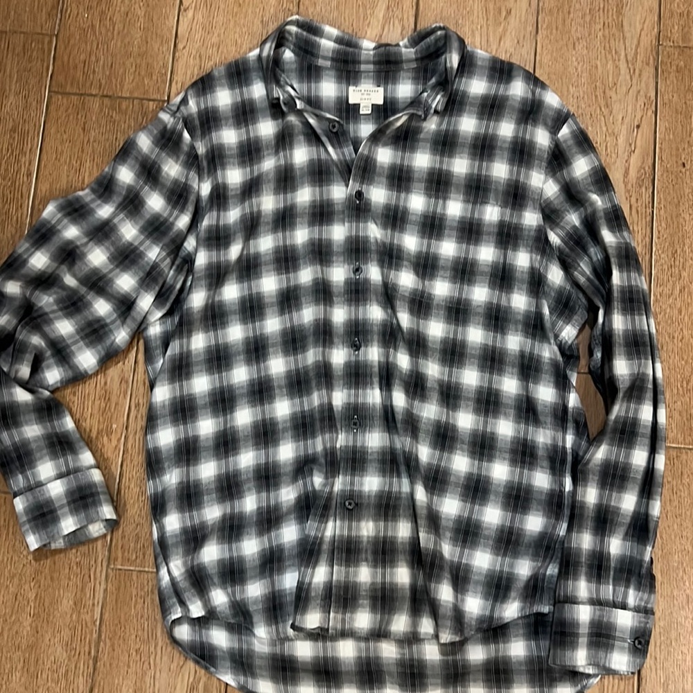 Club Monaco Black and White Long Sleeve Button Down, Size XL